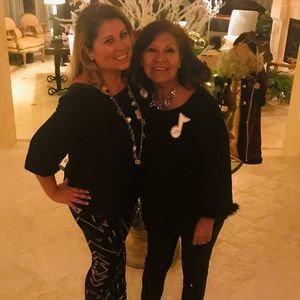 Meet your Posher, Eva